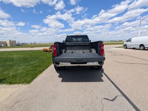 Used 2020 Chevrolet Silverado 3500 W/T w/ Gooseneck/5TH Wheel Package AWD/4WD image 8