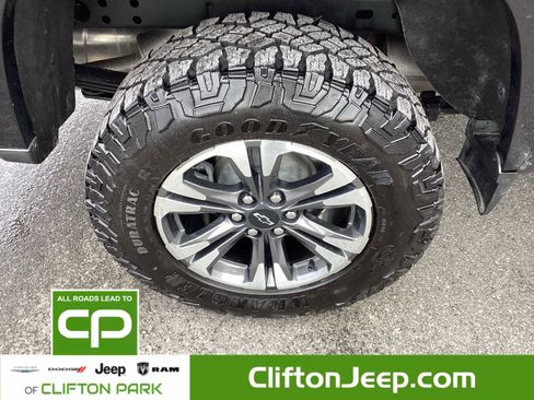 Used 2022 Chevrolet Colorado Z71 image 26