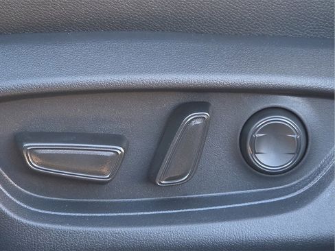 New 2026 Toyota Camry SE image 18