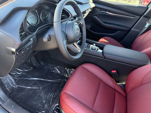 New 2026 MAZDA MAZDA3 Carbon image 21