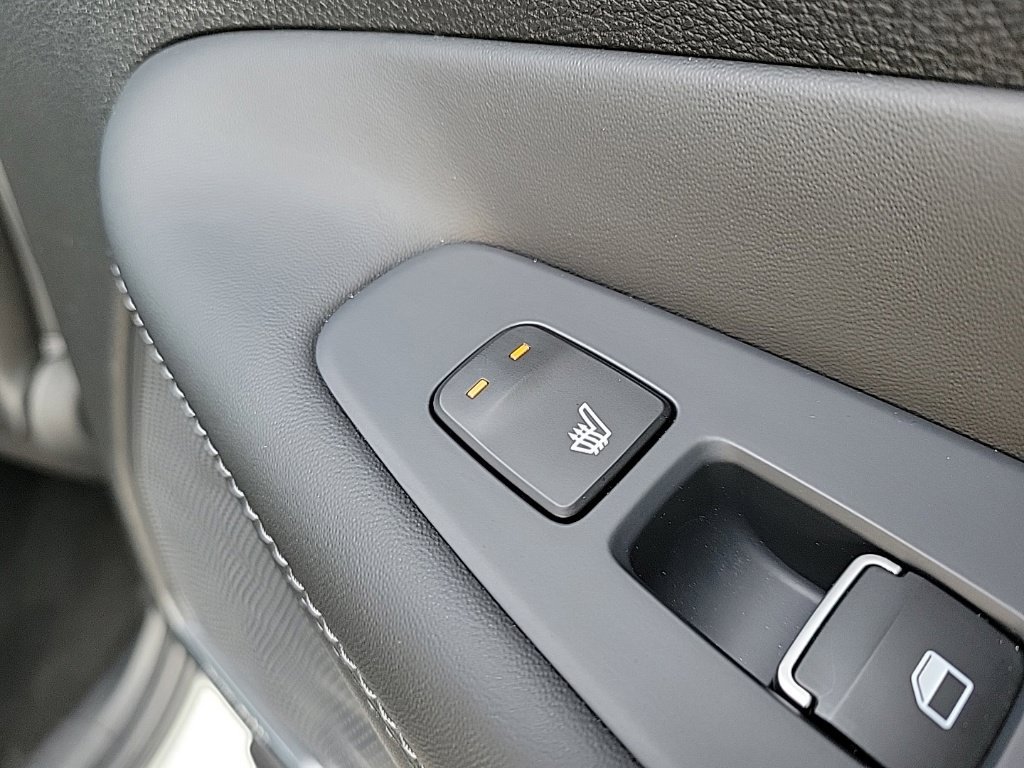 Used 2023 Hyundai Santa Fe Limited AWD/4WD image 18