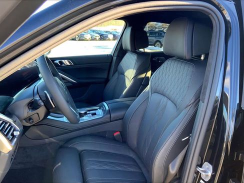 New 2026 BMW X6 M60i image 9
