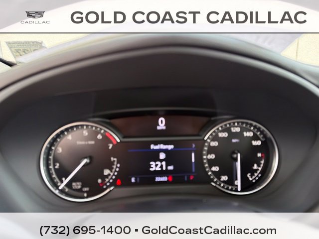 Used 2023 Cadillac XT4 Luxury w/ Cold Weather Package FWD image 18