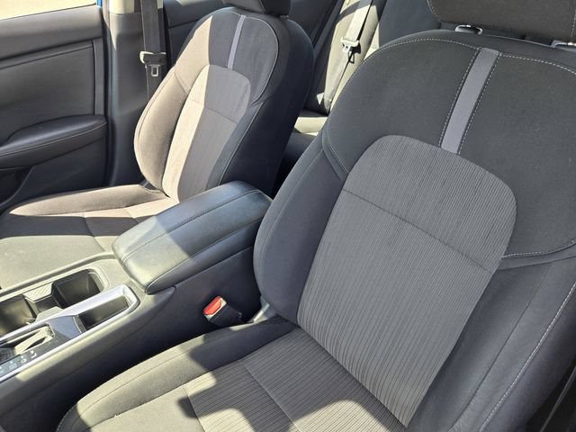 Used 2024 Nissan Sentra SV FWD image 11