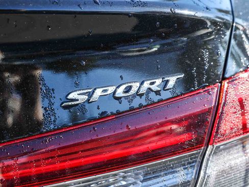 Certified 2025 Honda Civic Sport image 11