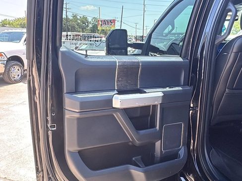 Used 2022 Ford F450 Lariat w/ Lariat Value Package AWD/4WD image 11