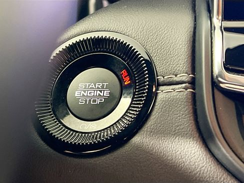 Used 2022 Jeep Compass High Altitude image 24