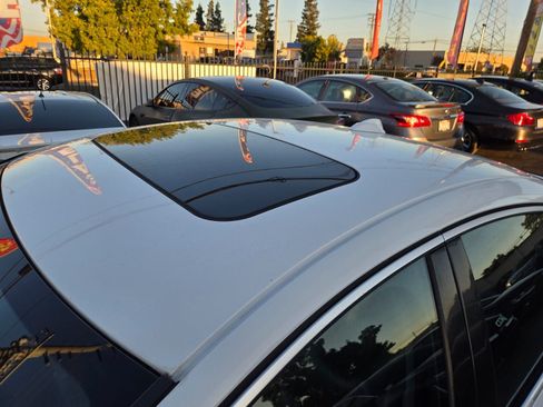 Used 2012 Volvo S60 T6 R-Design AWD/4WD image 7