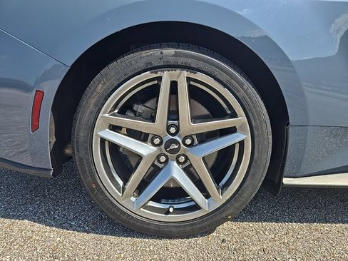 Used 2025 Ford Mustang GT Premium RWD image 24