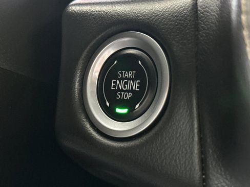Certified 2024 Chevrolet Suburban Premier RWD image 31