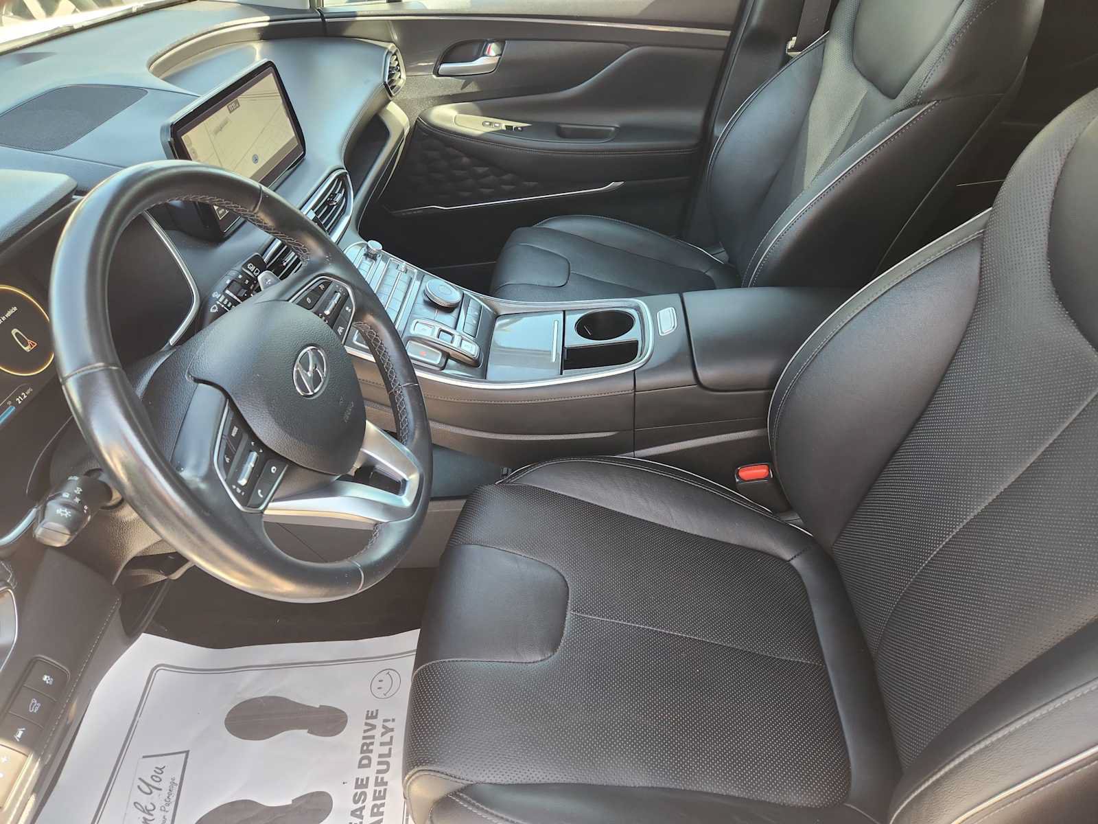 Used 2022 Hyundai Santa Fe SEL w/ Convenience + Premium Package FWD image 12