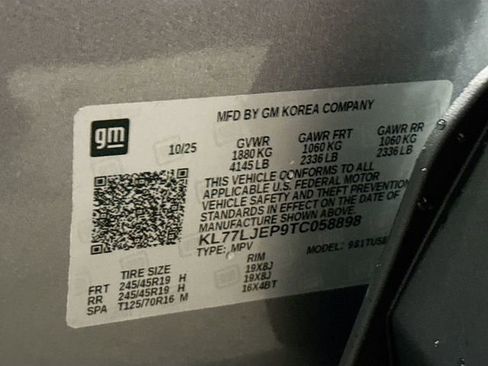 New 2026 Chevrolet Trax RS w/ Sunroof Package image 32