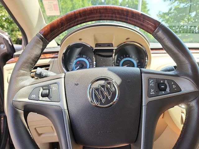 Used 2012 Buick LaCrosse Touring FWD image 19