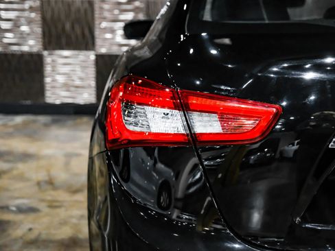 Used 2017 Maserati Ghibli w/ Luxury Package RWD image 52