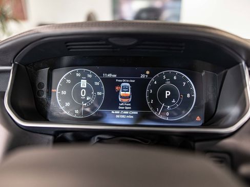 Used 2017 Land Rover Range Rover Sport HSE Dynamic image 23