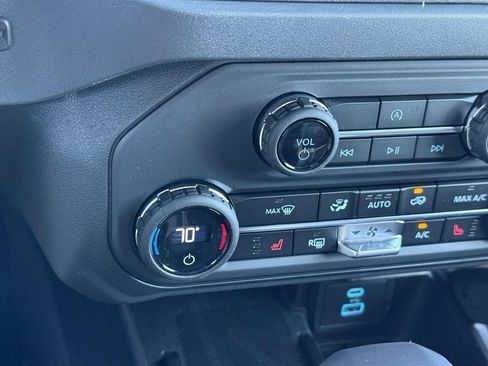 New 2025 Ford Bronco Big Bend w/ Black Diamond Package image 14