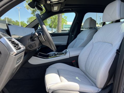 Used 2026 BMW X5 xDrive40i image 16