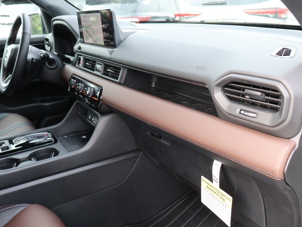 Used 2026 Honda Pilot TrailSport image 9