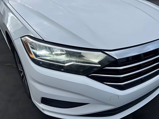 Used 2020 Volkswagen Jetta SE FWD image 9