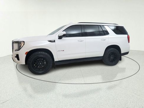 Used 2021 GMC Yukon AT4 w/ AT4 Premium Plus Package AWD/4WD image 5