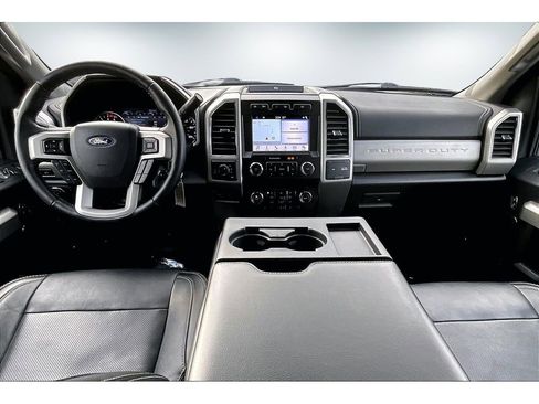 Used 2019 Ford F350 Lariat w/ Lariat Value Package image 8