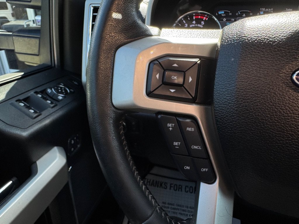 Used 2017 Ford F250 Lariat w/ Lariat Ultimate Package AWD/4WD image 15