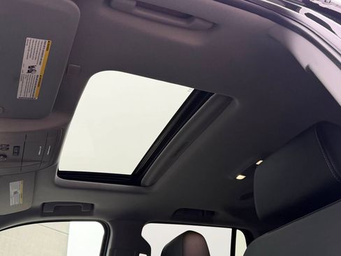 Used 2020 Chevrolet Tahoe LT image 15