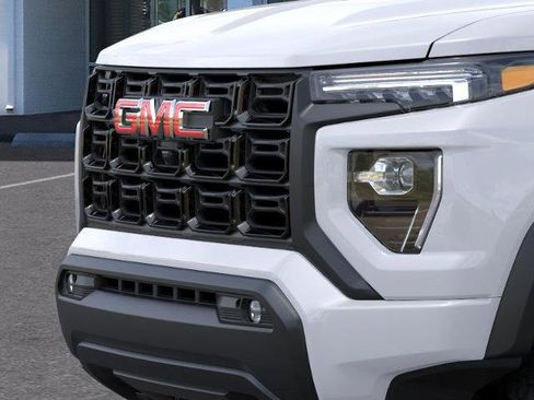 New 2026 GMC Canyon Elevation w/ Convenience Package image 13