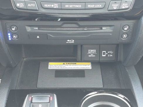 Used 2019 Honda Pilot Elite image 18