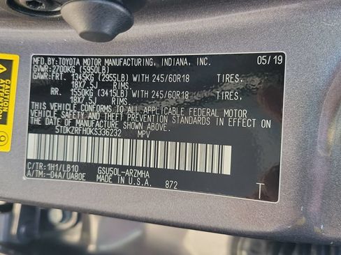 Used 2019 Toyota Highlander XLE FWD image 25