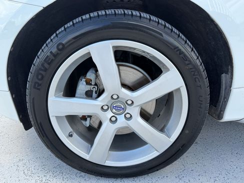 Used 2012 Volvo XC60 T6 AWD/4WD image 12