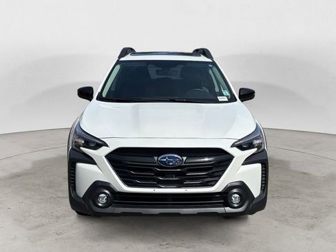 Certified 2025 Subaru Outback Onyx Edition AWD/4WD image 8