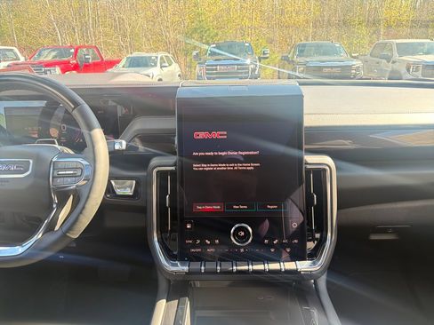 New 2026 GMC Yukon XL Elevation w/ Elevation Premium Package AWD/4WD image 19