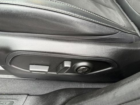 Used 2024 Jeep Grand Cherokee L Laredo image 20