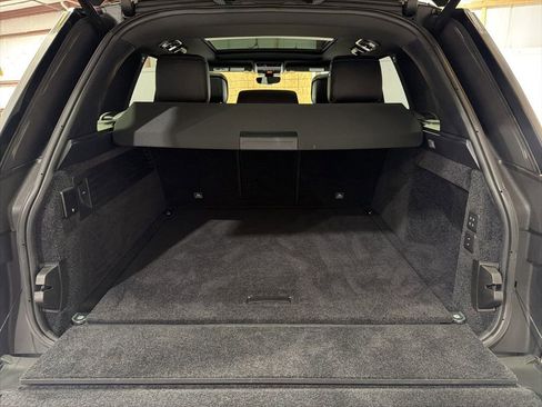 Used 2018 Land Rover Range Rover HSE image 37