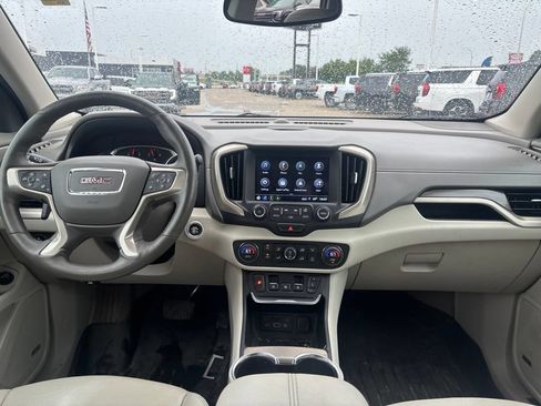 Used 2018 GMC Terrain Denali w/ Advanced Safety Package AWD/4WD image 9