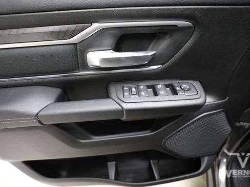 New 2026 RAM 1500 Lone Star AWD/4WD image 18