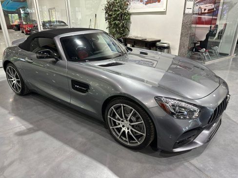 Used 2019 Mercedes-Benz AMG GT Roadster image 41