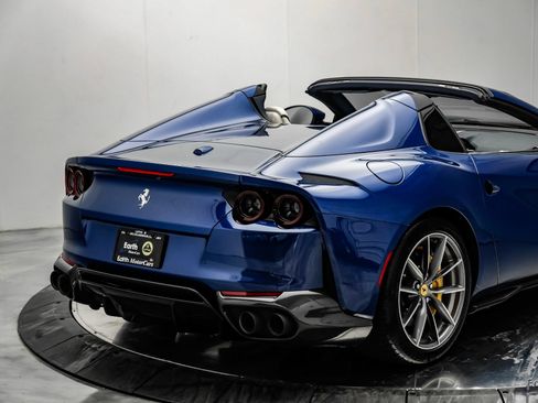 Used 2022 Ferrari 812 GTS RWD image 24