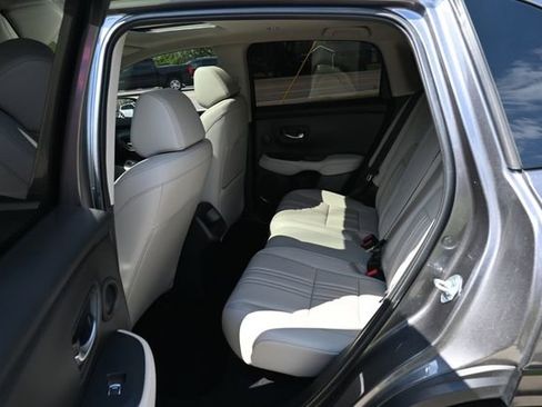 Used 2025 Honda HR-V EX-L image 24