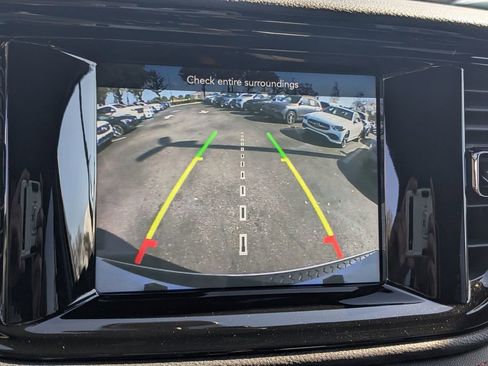 Used 2023 Dodge Durango GT image 35