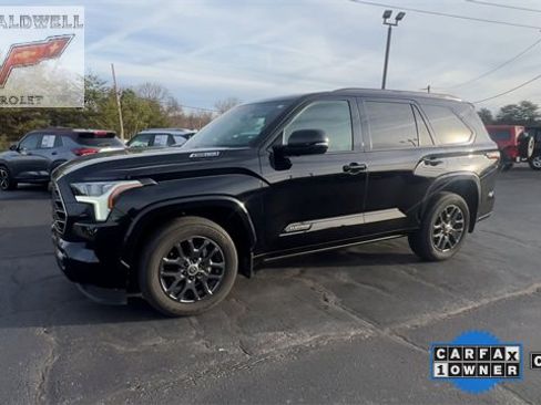 Used 2024 Toyota Sequoia image 4