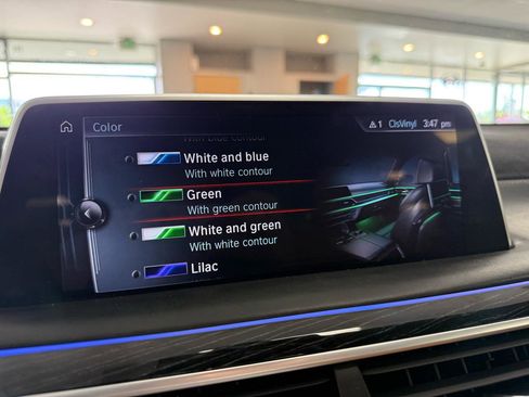 Used 2016 BMW 750i RWD image 24