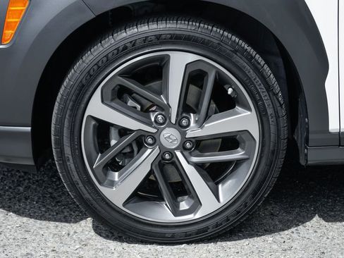 Used 2021 Hyundai Kona Limited FWD image 41