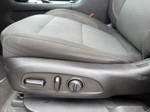 Used 2019 Chevrolet Traverse LT AWD/4WD image 13