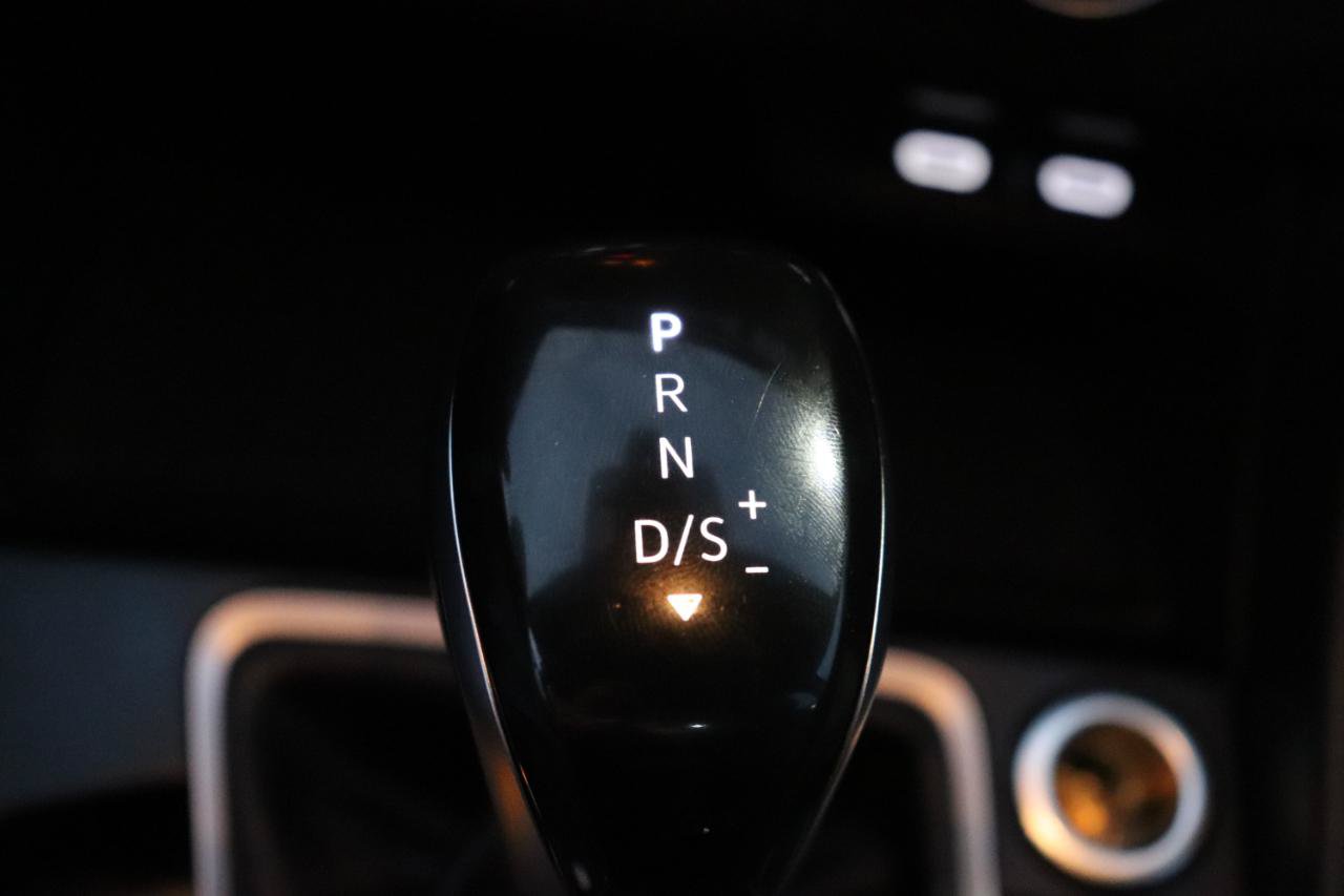 Used 2024 Volkswagen Jetta S FWD image 33