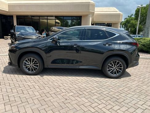Used 2025 Lexus NX 250 FWD w/ Accessory Package (Z1) image 6