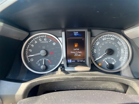 Used 2021 Toyota Tacoma SR5 image 16