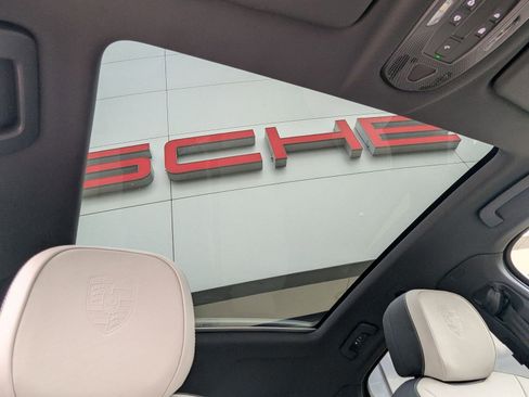 New 2026 Porsche Cayenne Coupe AWD/4WD image 26