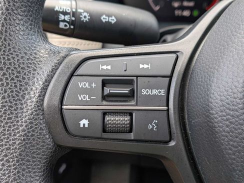 Used 2024 Honda HR-V LX image 23
